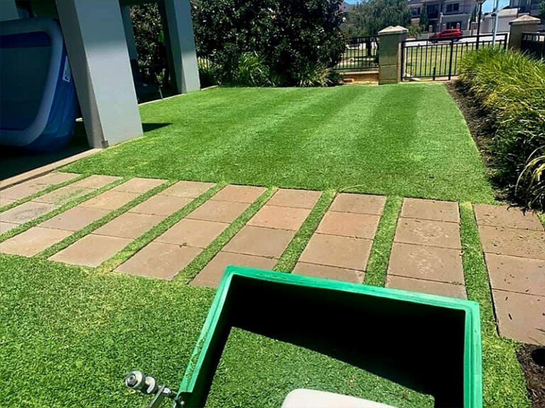 Bluegrass Lawnmowing Service Canning Vale