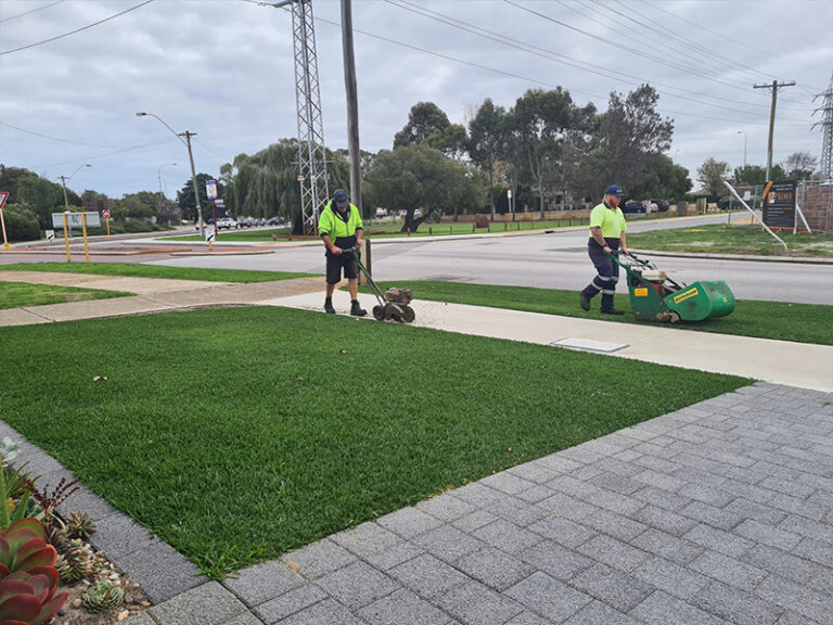 Bluegrass Lawnmowing Service Canning Vale
